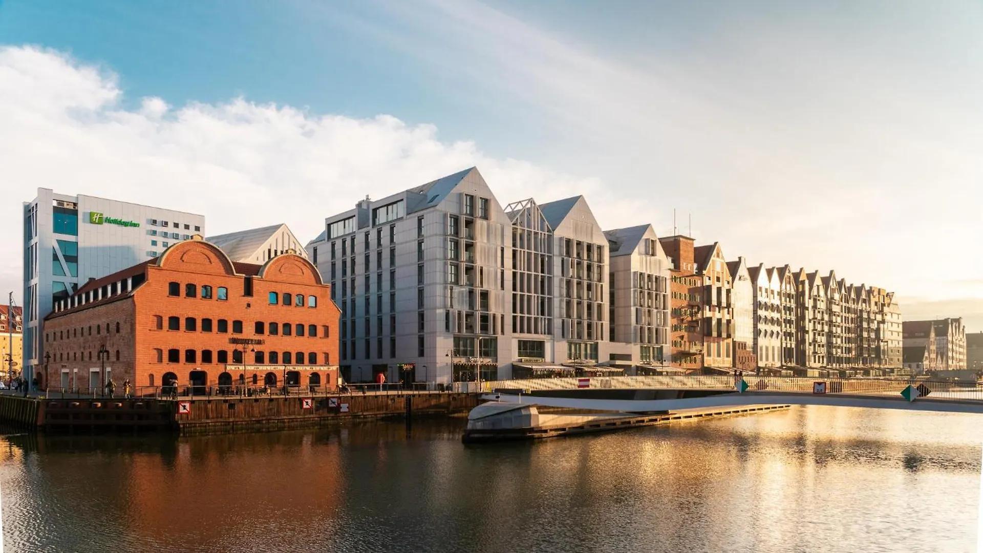 Apartment Flatbook - Deo Plaza Riverside Prestige With Parking Included Gdansk Poland