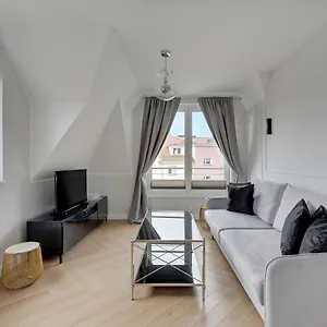 Apartment Tartaczna Center & Parking By Downtown, Danzig